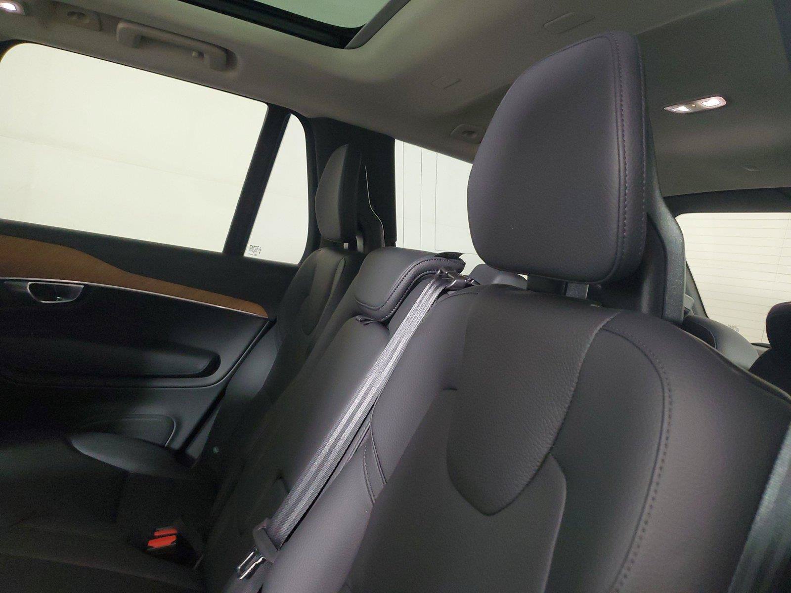 Certified 2024 Volvo XC90 T8 Core w/ Protection Package Premier AWD/4WD image 13