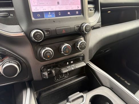 Used 2022 RAM 1500 Big Horn RWD image 20