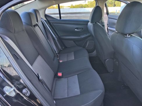 Used 2020 Nissan Sentra SV w/ Lighting Package image 23