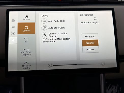 New 2026 Land Rover Range Rover SE AWD/4WD image 30