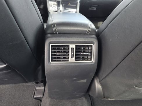 Used 2023 Nissan Maxima SV w/ Floor Mat Group image 17