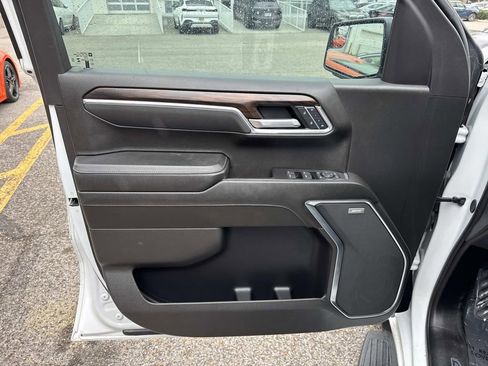 Used 2025 GMC Sierra 1500 SLT w/ SLT Premium Package AWD/4WD image 20