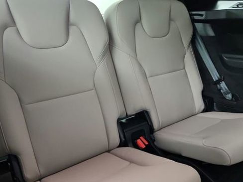 Certified 2026 Volvo XC90 B6 Plus w/ Protection Package Premier AWD/4WD image 34