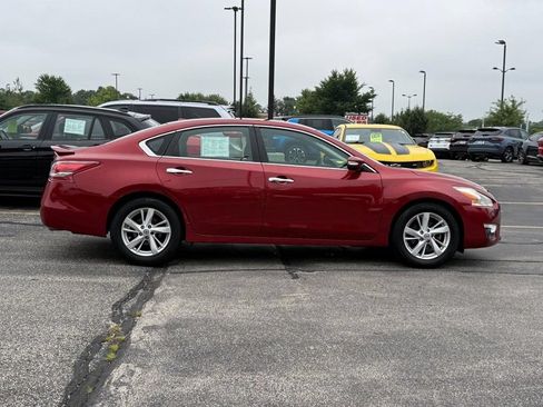 Used 2013 Nissan Altima 2.5 SV w/ 2.5SV Convenience Pkg FWD image 2
