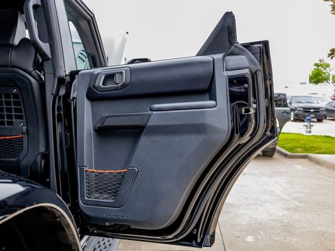 Used 2025 Ford Bronco Raptor AWD/4WD image 40