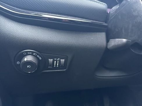 New 2026 Jeep Compass Latitude image 20