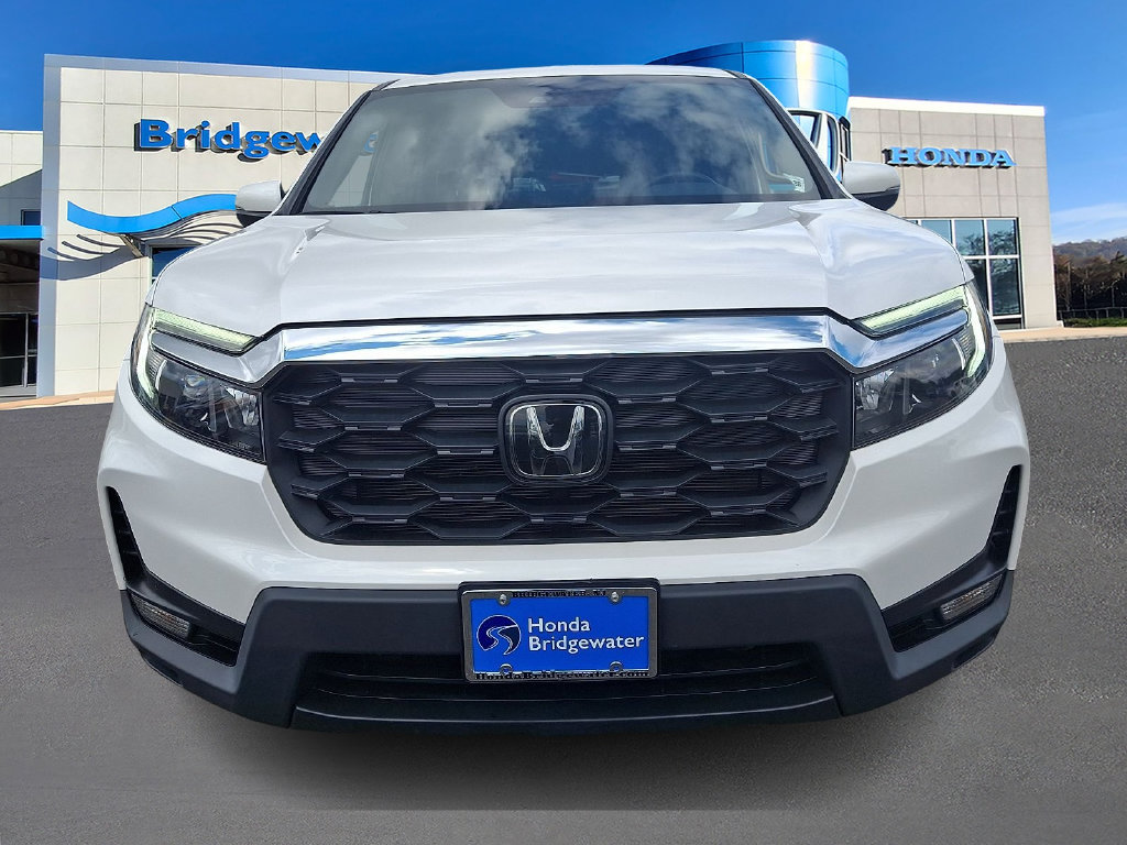 Used 2023 Honda Passport EX-L image 2