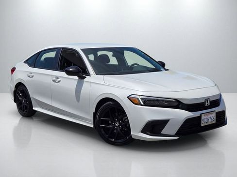 Used 2023 Honda Civic Sport image 1
