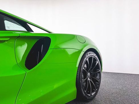 New 2025 McLaren Artura image 23