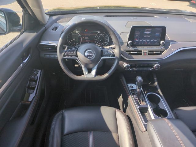Used 2025 Nissan Altima 2.5 SR FWD image 29