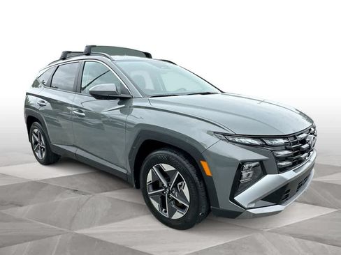 Used 2026 Hyundai Tucson SEL FWD image 2