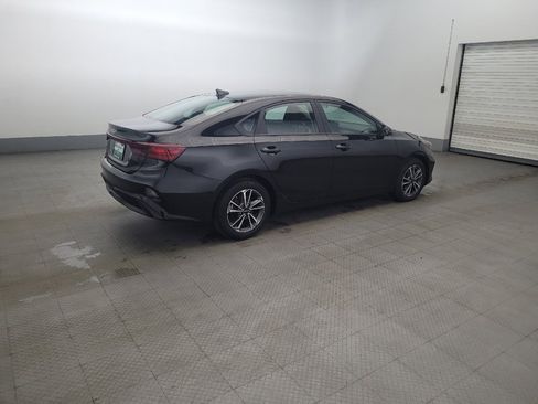 Used 2023 Kia Forte LXS w/ LXS Technology Package FWD image 10