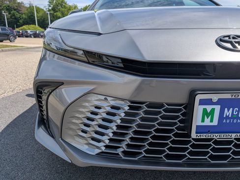 Used 2025 Toyota Camry XSE AWD/4WD image 10
