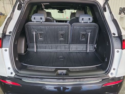 Used 2024 Buick Enclave Essence w/ Experience Buick Package image 29