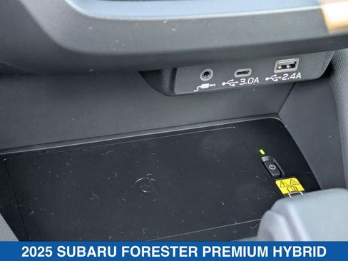 Certified 2025 Subaru Forester Premium image 27