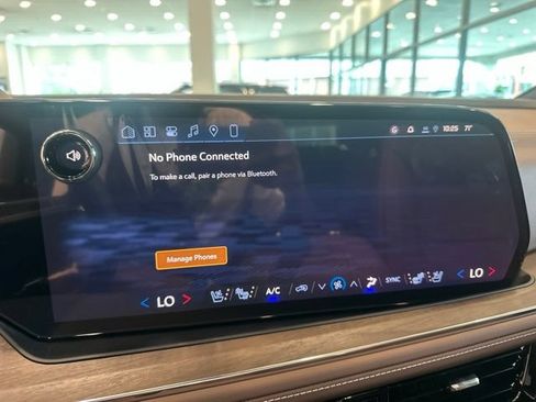 New 2026 Chevrolet Suburban High Country AWD/4WD image 30