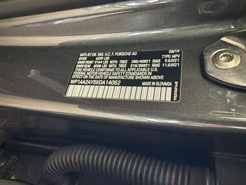 Used 2019 Porsche Cayenne AWD/4WD image 11