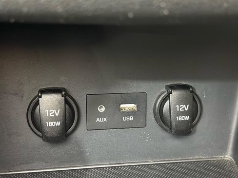 Used 2018 Hyundai Elantra GT image 21