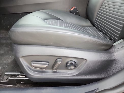 Used 2024 Toyota Camry SE FWD image 14