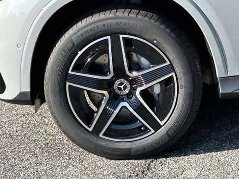 New 2027 Mercedes-Benz GLC 300 4MATIC image 16