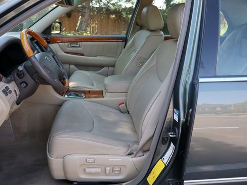 Used 2004 Lexus LS 430 image 20