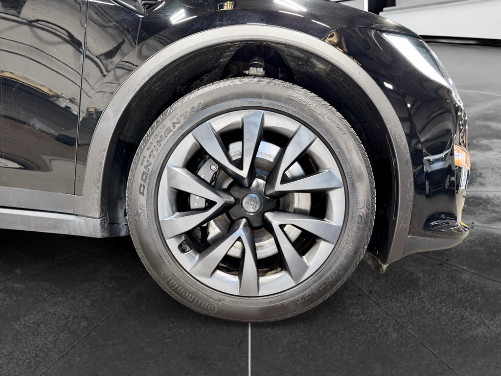 Used 2023 Tesla Model X AWD/4WD image 33