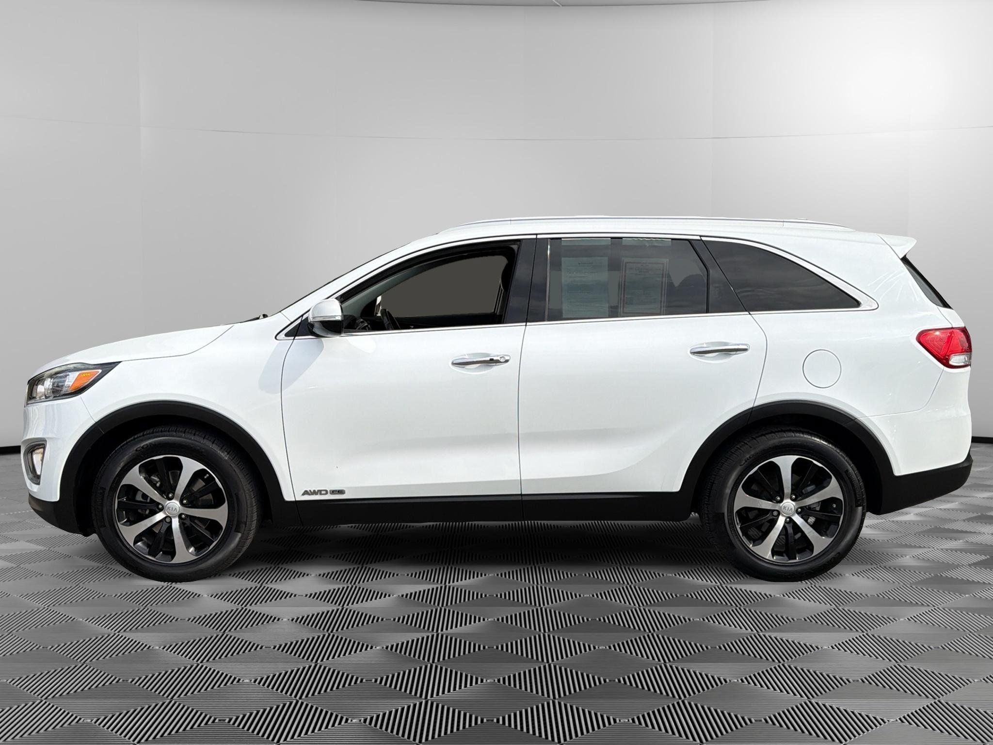 Used 2018 Kia Sorento EX AWD/4WD image 7