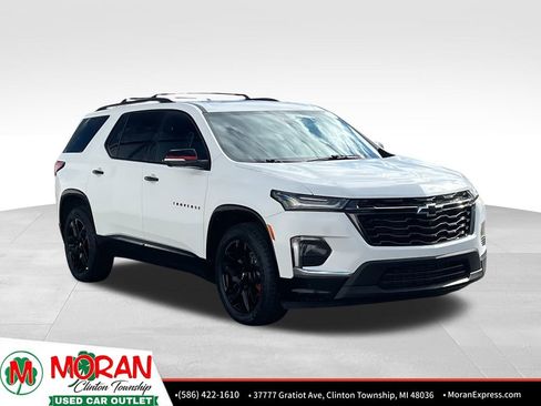 Used 2023 Chevrolet Traverse Premier w/ Redline Edition image 7
