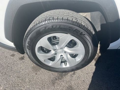 Used 2025 Toyota RAV4 LE image 19