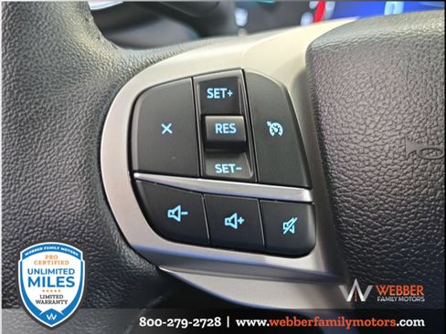 Used 2024 Ford Explorer XLT w/ Equipment Group 202A AWD/4WD image 28