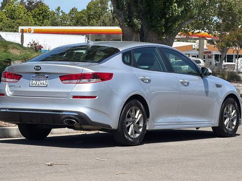 Used 2019 Kia Optima LX FWD image 4