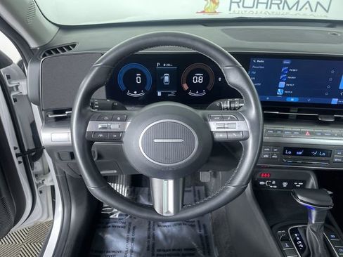 Used 2025 Hyundai Kona SEL image 26