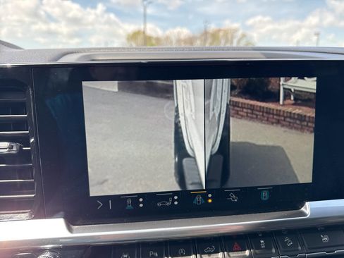 Used 2023 GMC Sierra 1500 Elevation w/ Preferred Package image 45