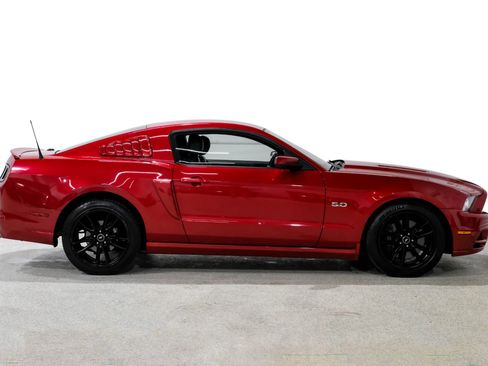 Used 2013 Ford Mustang GT Premium w/ Electronics Pkg image 5