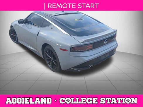 Used 2024 Nissan Z Performance w/ Floor Mat Package image 4