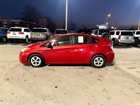 Used 2014 Toyota Prius Three image 6