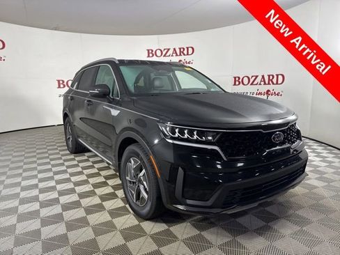 Used 2021 Kia Sorento S image 1