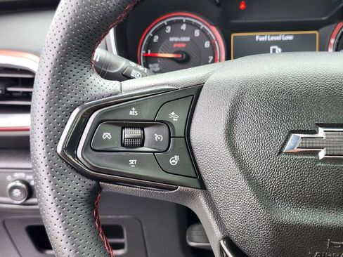 Used 2023 Chevrolet TrailBlazer RS w/ Sun and Liftgate Package image 27