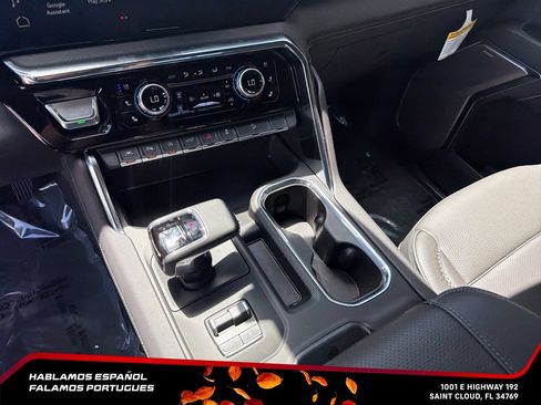 New 2026 GMC Sierra 1500 Denali w/ Denali Reserve Package AWD/4WD image 23
