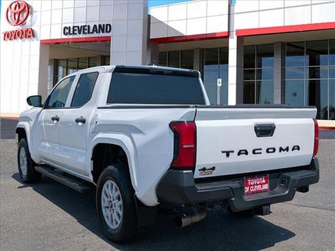 Used 2024 Toyota Tacoma SR AWD/4WD image 4