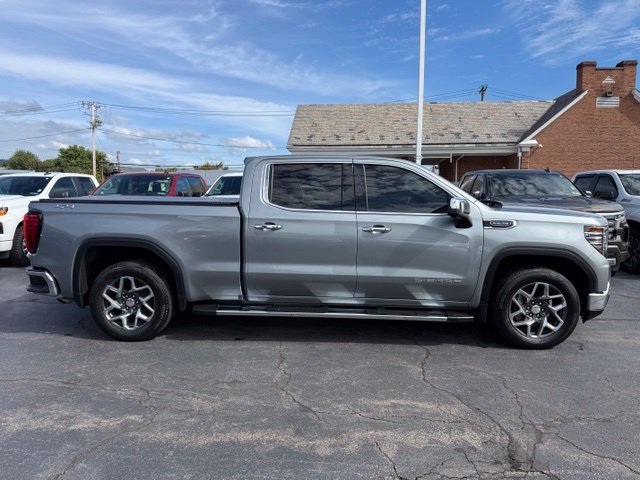 Used 2024 GMC Sierra 1500 SLT w/ SLT Premium Package AWD/4WD image 7