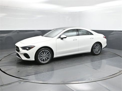 Used 2026 Mercedes-Benz CLA 250 image 34