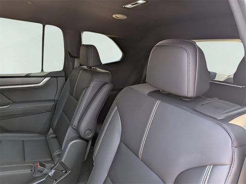 New 2026 GMC Acadia Elevation w/ Black Edition image 32