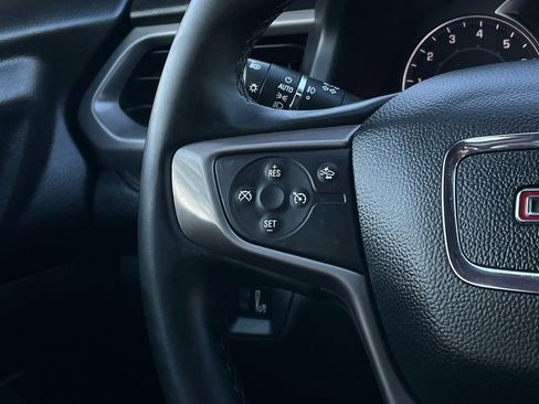 Used 2023 GMC Acadia AT4 image 14