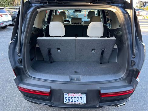 Used 2025 Hyundai Santa Fe SEL image 34