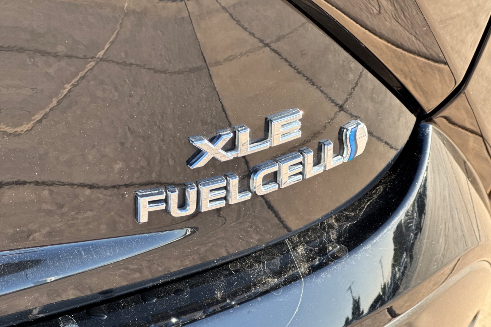 Certified 2021 Toyota Mirai w/ Advanced Technology Package RWD image 34