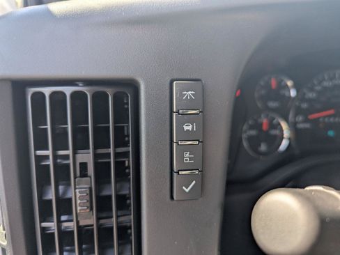 New 2025 Chevrolet Express 2500 w/ Driver Convenience Package RWD image 39