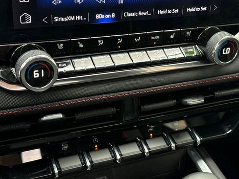 Used 2023 Chevrolet Colorado Z71 w/ Z71 Convenience Package 2 image 20