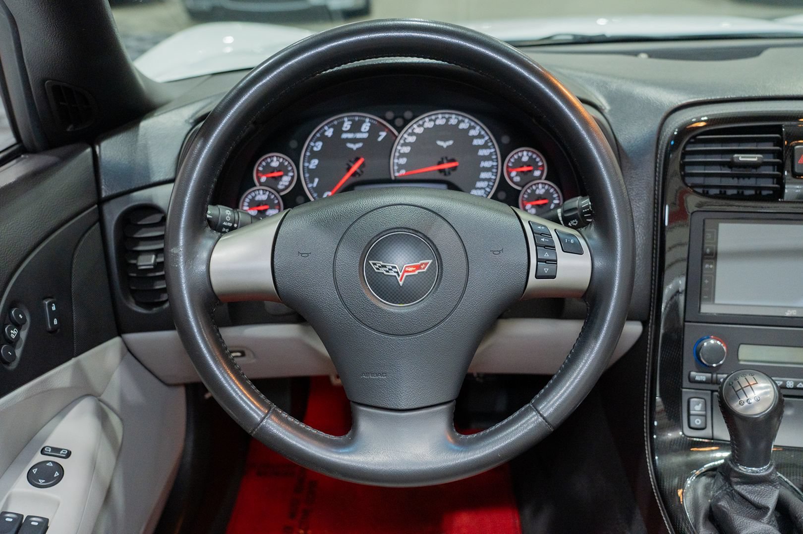 Used 2008 Chevrolet Corvette Convertible w/ Preferred Equipment Group RWD image 31