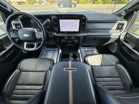 Used 2024 Ford F350 Platinum image 21